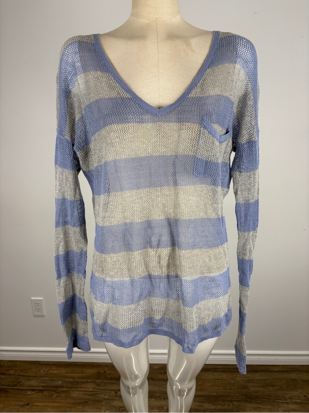 Tommy Bahama Open Knit Striped V-Neck Blue Grey Mesh Slouchy M
